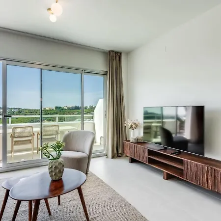 Brand New Penthouse In Estepona